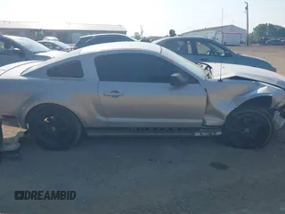 2007 Ford Mustang Deluxe with VIN 1ZVFT80N275312486, listed as a IAAI auction lot 42441764 with 172,095 mi miles and . Bid and sale history available at DreamBid. Image 14.