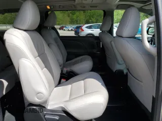 2016 Toyota Sienna Limited with VIN 5TDDK3DC0GS146147, listed as a Copart auction lot 55817445 with 141,174 mi miles and Salvage title. Bid and sale history available at DreamBid. Image 11.