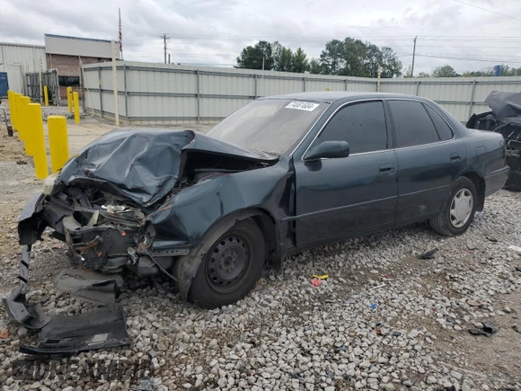1993 Toyota Camry LE with VIN 4T1SK12E9PU300183, listed as a Copart auction lot 74661684 with 287,662 mi miles and Salvage Title. Bid and sale history available at carsss.com. Image 1.