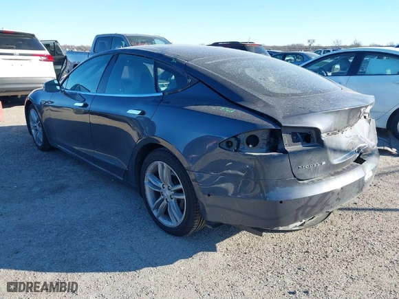 2016 Tesla Model S 90D with VIN 5YJSA1E20GF128496, listed as a IAAI auction lot 41214785 with 126,671 mi miles. Bid and sale history available at carsss.com. Image 3.