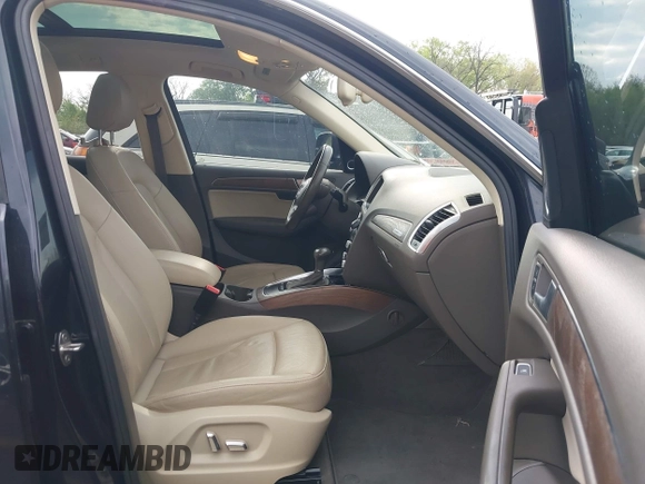 2013 Audi Q5 Premium Plus z VIN WA1LFAFP4DA077910, wystawiony jako IAAI lot #42048726 z przebiegiem 154 479 mil mil oraz . Historia ofert i sprzedaży dostępna na DreamBid. Obrazek 5.