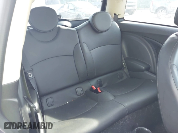 2011 MINI Hardtop with VIN WMWSU3C54BTX95896, listed as a IAAI auction lot 42467612 with 106,202 mi miles and . Bid and sale history available at DreamBid. Image 8.