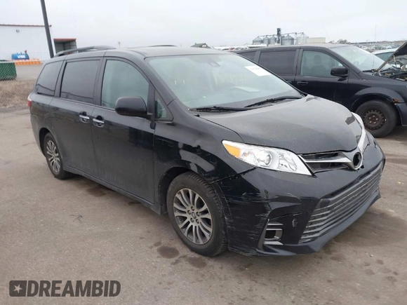 2019 Toyota Sienna XLE Auto Access Seat with VIN 5TDYZ3DC1KS979476, listed as a IAAI auction lot 41828688 with 86,389 mi miles. Bid and sale history available at carsss.com. Image 1.