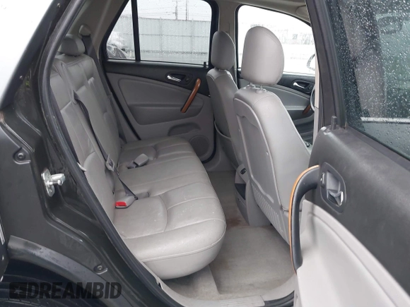 2007 Saturn VUE V6 with VIN 5GZCZ63467S878128, listed as a IAAI auction lot 41478497 with 198,881 mi miles. Bid and sale history available at carsss.com. Image 8.