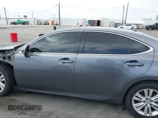 2013 Lexus ES 250 with VIN JTHBK1GG1D2031116, listed as a IAAI auction lot 42110700 with 133,569 mi miles and . Bid and sale history available at DreamBid. Image 15.