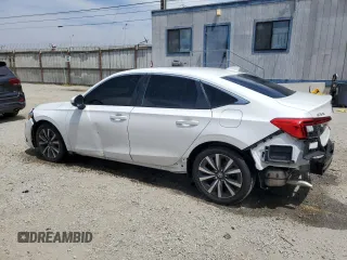 2024 Honda Civic EX z VIN 2HGFE1F76RH337854, wystawiony jako Copart lot #52706405 z przebiegiem 3 883 mil mil oraz Szkoda całkowita • Salvage title. Historia ofert i sprzedaży dostępna na DreamBid. Obrazek 2.