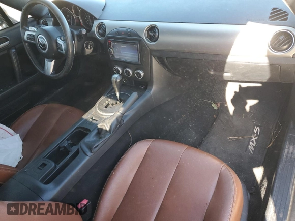 2010 Mazda MX-5 Miata Grand Touring with VIN JM1NC2FFXA0208277, listed as a Copart auction lot 41381815 with 98,293 mi miles and Salvage title. Bid and sale history available at DreamBid. Image 8.