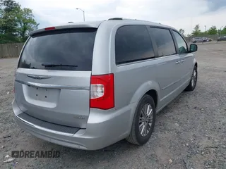 2011 Chrysler Town & Country Limited z VIN 2A4RR6DG9BR614281, wystawiony jako IAAI lot #42117737 z przebiegiem 191 656 mil mil oraz . Historia ofert i sprzedaży dostępna na DreamBid. Obrazek 4.