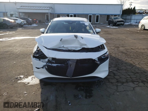 2019 Mazda Mazda3 Hatchback w/Preferred Pkg with VIN JM1BPBMM6K1122341, listed as a Copart auction lot 45672615 with 90,930 mi miles and Salvage Title. Bid and sale history available at carsss.com. Image 5.