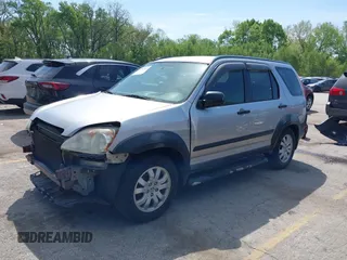 2005 Honda CR-V LX with VIN JHLRD78525C040139, listed as a IAAI auction lot 42097811 with 306,718 mi miles. Bid and sale history available at carsss.com. Image 2.