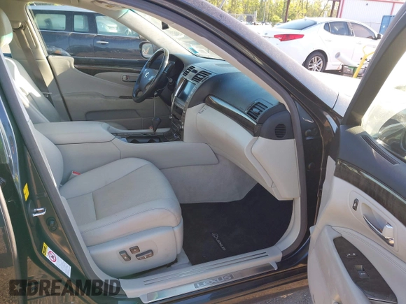2008 Lexus LS 460 z VIN JTHBL46F785052340, wystawiony jako IAAI lot #41963007 z przebiegiem 142 710 mil mil oraz . Historia ofert i sprzedaży dostępna na DreamBid. Obrazek 5.