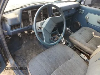 1982 Datsun 720 z VIN JN6SD01SXCW102918, wystawiony jako Copart lot #51125715 z przebiegiem 226 428 mil mil oraz Tytuł czysty. Historia ofert i sprzedaży dostępna na DreamBid. Obrazek 8.