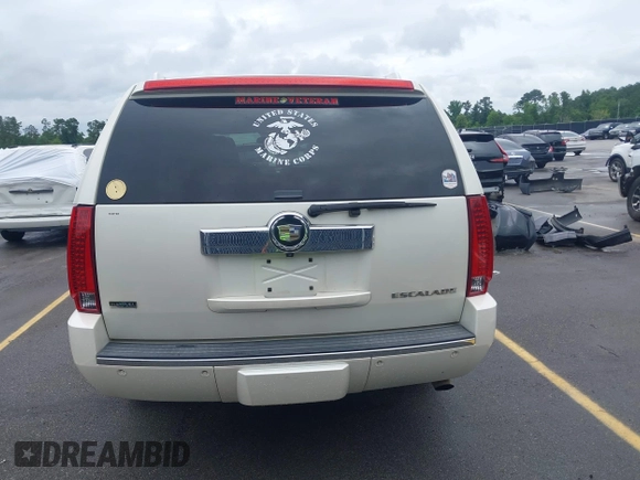 2011 Cadillac Escalade ESV Premium z VIN 1GYS4JEF9BR130075, wystawiony jako IAAI lot #42201585 z przebiegiem 237 607 mil mil oraz . Historia ofert i sprzedaży dostępna na DreamBid. Obrazek 17.