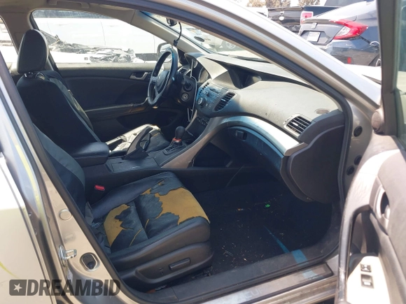 2010 Acura TSX with VIN JH4CU2F67AC028241, listed as a IAAI auction lot 42250836 with 196,841 mi miles and . Bid and sale history available at DreamBid. Image 5.