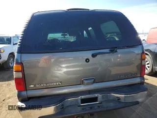 2002 Chevrolet Suburban LS with VIN 3GNFK16Z12G273440, listed as a Copart auction lot 72806534 with 214,158 mi miles and Salvage Title. Bid and sale history available at carsss.com. Image 6.