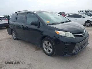 2019 Toyota Sienna LE Auto Access Seat с VIN 5TDKZ3DC4KS011331, выставлен на аукционе IAAI как лот 42129720 с пробегом 173 242 миль миль и . История ставок и продаж доступна на DreamBid. Изображение 1.
