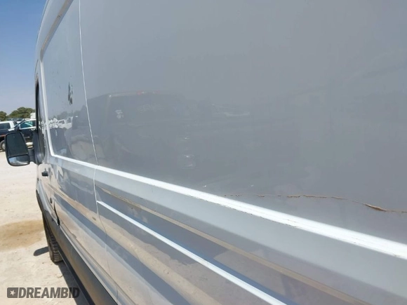 2019 Ford Transit Van with VIN 1FTBW2CM3KKB42223, listed as a IAAI auction lot 41965322 with 140,755 mi miles. Bid and sale history available at carsss.com. Image 3.
