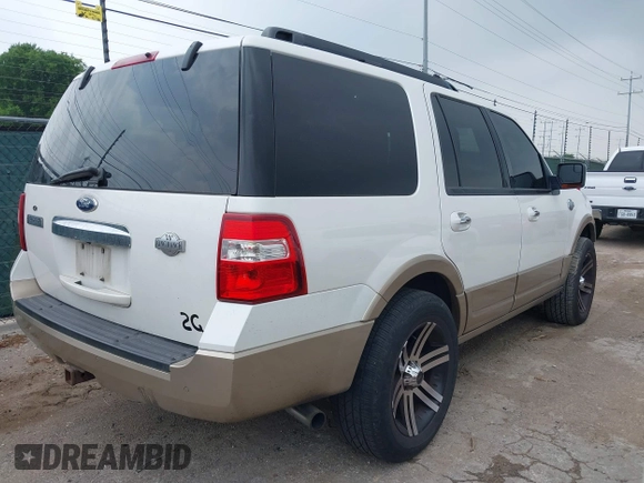 2012 Ford Expedition XLT с VIN 1FMJU1H57CEF46926, выставлен на аукционе IAAI как лот 42200761 с пробегом 256 102 миль миль и . История ставок и продаж доступна на DreamBid. Изображение 4.