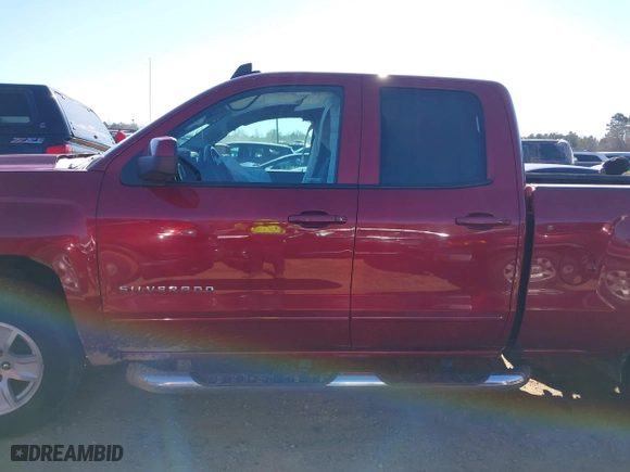 2018 Chevrolet Silverado 1500 LT with VIN 1GCVKREH9JZ178005, listed as a IAAI auction lot 41262147 with 90,215 mi miles. Bid and sale history available at carsss.com. Image 14.