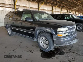 2000 Chevrolet Suburban LT with VIN 3GNFK16T3YG155880, listed as a Copart auction lot 86637484 with 232,678 mi miles and Salvage Title. Bid and sale history available at carsss.com. Image 4.