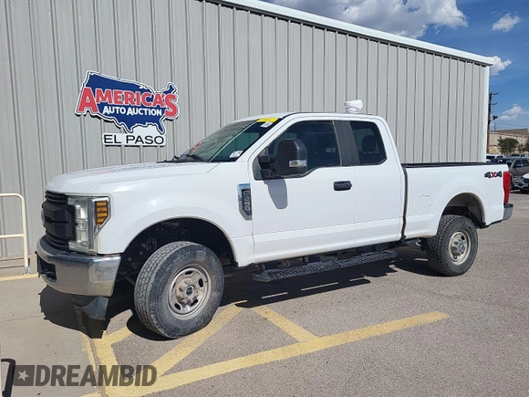 2019 Ford F-250 XL с VIN 1FT7X2B64KEE42034, выставлен на аукционе IAAI как лот 42785447 с пробегом 170 756 миль миль и . История ставок и продаж доступна на DreamBid. Изображение 12.