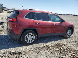 2017 Jeep Cherokee Latitude with VIN 1C4PJMCS5HW504164, listed as a Copart auction lot 48399395 with 120,186 mi miles and Salvage title. Bid and sale history available at DreamBid. Image 3.