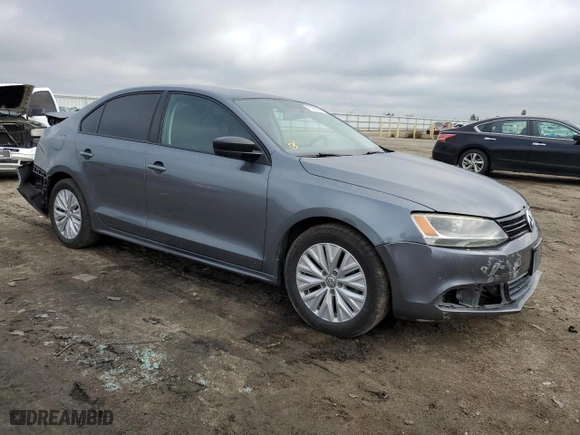 2013 Volkswagen Jetta Sedan S with VIN 3VW2K7AJ4DM401876, listed as a Copart auction lot 40092664 with 111,462 mi miles and Salvage Title. Bid and sale history available at carsss.com. Image 4.