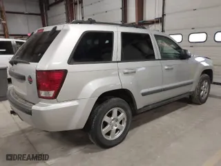 2008 Jeep Grand Cherokee Laredo with VIN 1J8GR48K68C226144, listed as a IAAI auction lot 41686686 with 191,620 mi miles. Bid and sale history available at carsss.com. Image 4.