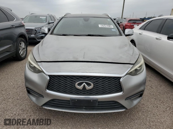 2017 Infiniti QX30 Premium with VIN SJKCH5CP1HA018988, listed as a Copart auction lot 82046314 with 86,506 mi miles and Clean Title. Bid and sale history available at DreamBid. Image 5.