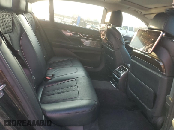 2017 BMW 7 Series 740i xDrive with VIN WBA7E4C50HGU99073, listed as a Copart auction lot 86506784 with 107,109 mi miles and Salvage Title. Bid and sale history available at carsss.com. Image 11.