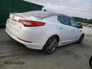 2013 Kia Optima SX z VIN 5XXGR4A62DG118828, wystawiony jako Copart lot #56252725 z przebiegiem 176 359 mil mil oraz Szkoda całkowita • Salvage title. Historia ofert i sprzedaży dostępna na DreamBid. Obrazek 3.