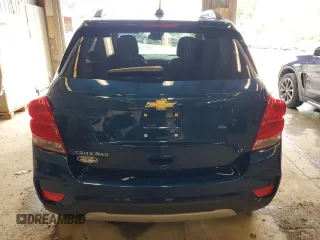 2020 Chevrolet Trax LT with VIN 3GNCJPSB0LL294502, listed as a Copart auction lot 64955145 with 31,947 mi miles and Salvage title. Bid and sale history available at DreamBid. Image 6.