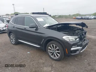 2019 BMW X3 xDrive30i z VIN 5UXTR9C56KLD92631, wystawiony jako IAAI lot #42200178 z przebiegiem 38 666 mil mil oraz . Historia ofert i sprzedaży dostępna na DreamBid. Obrazek 1.