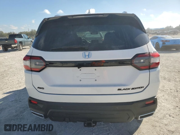 2025 Honda Pilot Black Edition with VIN 5FNYG1H93SB083838, listed as a Copart auction lot 43270875 with 3,304 mi miles and Salvage Title. Bid and sale history available at carsss.com. Image 6.