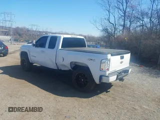 2013 Chevrolet Silverado 1500 LTZ with VIN 1GCRKTE76DZ217577, listed as a IAAI auction lot 41761032 with 158,897 mi miles and . Bid and sale history available at DreamBid. Image 3.