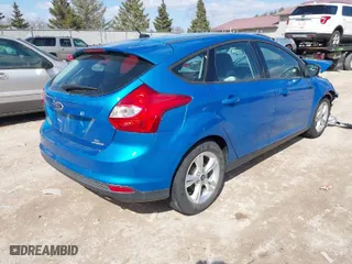 2013 Ford Focus SE with VIN 1FADP3K29DL283330, listed as a IAAI auction lot 42028093 with 101,391 mi miles. Bid and sale history available at carsss.com. Image 4.