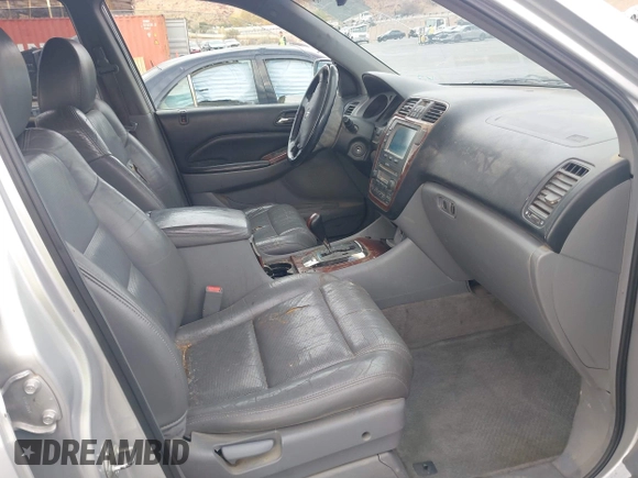 2006 Acura MDX with VIN 2HNYD18216H514134, listed as a IAAI auction lot 41233105 with 144,326 mi miles. Bid and sale history available at carsss.com. Image 5.