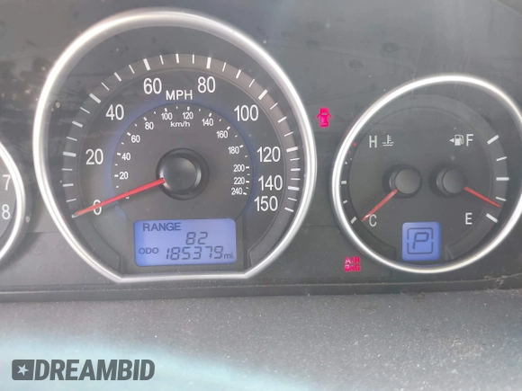 2008 Hyundai Veracruz GLS with VIN KM8NU73C38U075087, listed as a IAAI auction lot 42817571 with 185,379 mi miles and . Bid and sale history available at DreamBid. Image 7.