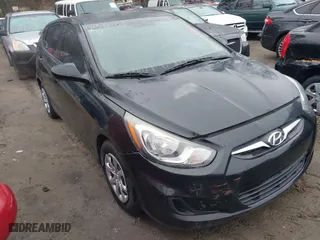 2013 Hyundai Accent GL with VIN KMHCT5AE4DU138789, listed as a IAAI auction lot 41536803 with 162,212 mi miles. Bid and sale history available at carsss.com. Image 1.