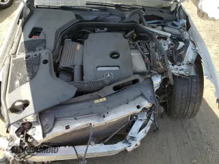 2017 Mercedes-Benz E 300 Luxury with VIN WDDZF4JB7HA253728, listed as a Copart auction lot 54451575 with 47,149 mi miles and Clean Title. Bid and sale history available at DreamBid. Image 11.