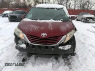 2016 Toyota Sienna LE AAS with VIN 5TDKK3DC3GS716259, listed as a IAAI auction lot 41556959 with 130,478 mi miles. Bid and sale history available at carsss.com. Image 12.