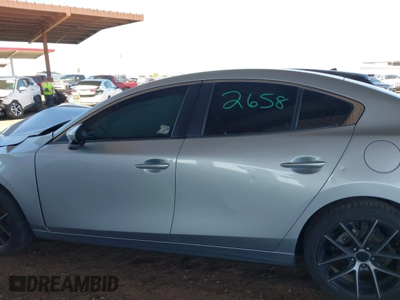 2019 Mazda 3 Select with VIN JM1BPACL5K1113424, listed as a IAAI auction lot 42087923 with 52,253 mi miles and . Bid and sale history available at DreamBid. Image 14.