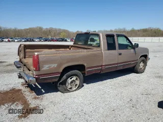 1997 Chevrolet Silverado 1500 with VIN 2GCEK19R6V1141478, listed as a Copart auction lot 50797925 with 274,288 mi miles and Salvage Title. Bid and sale history available at DreamBid. Image 3.