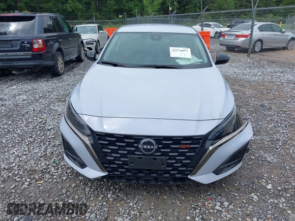 2024 Nissan Altima SR z VIN 1N4BL4CV1RN395164, wystawiony jako IAAI lot #42374057 z przebiegiem 23 743 mil mil oraz . Historia ofert i sprzedaży dostępna na DreamBid. Obrazek 12.