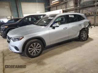 2025 Mercedes-Benz GLC 300 z VIN W1NKM4HB7SF261399, wystawiony jako Copart lot #51929455 z przebiegiem 4 788 mil mil oraz Szkoda całkowita • Salvage title. Historia ofert i sprzedaży dostępna na DreamBid. Obrazek 1.