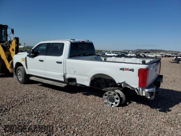 2023 Ford F-250 XL with VIN 1FT7W2BN7PED35643, listed as a Copart auction lot 51082815 with 58,614 mi miles and Salvage Title. Bid and sale history available at DreamBid. Image 2.