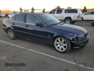1999 BMW 3 Series 328i with VIN WBAAM5330XKG07140, listed as a Copart auction lot 88119065 with 235,523 mi miles and Salvage Title. Bid and sale history available at carsss.com. Image 4.