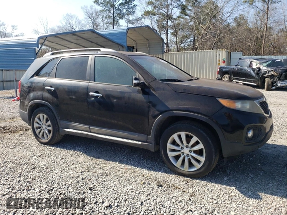 2011 Kia Sorento LX with VIN 5XYKT4A22BG164712, listed as a Copart auction lot 46077795 with 206,820 mi miles and Clean Title. Bid and sale history available at DreamBid. Image 4.