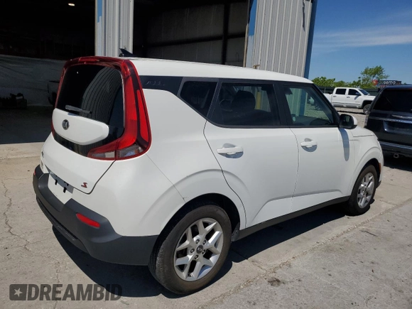 2020 Kia Soul LX with VIN KNDJ23AUXL7057528, listed as a Copart auction lot 51939754 with 84,122 mi miles and Salvage Title. Bid and sale history available at carsss.com. Image 3.