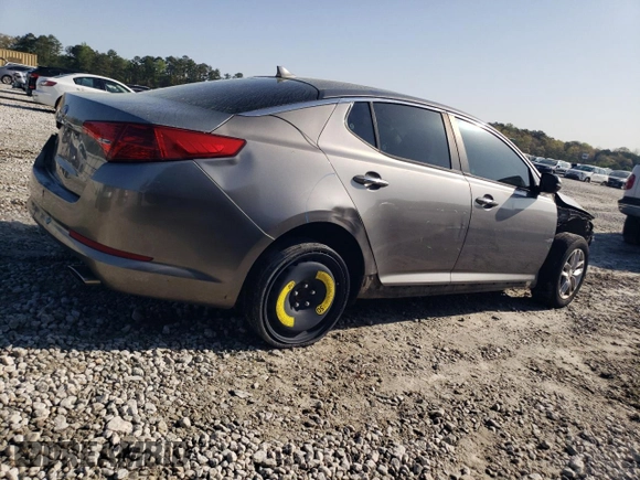 2013 Kia Optima LX with VIN 5XXGM4A71DG237929, listed as a Copart auction lot 50972955 with 210,351 mi miles and Salvage Title. Bid and sale history available at carsss.com. Image 3.